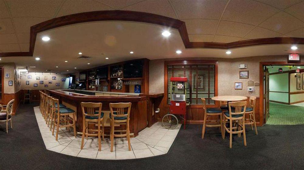 Holiday Inn Milwaukee Airport By Ihg Экстерьер фото