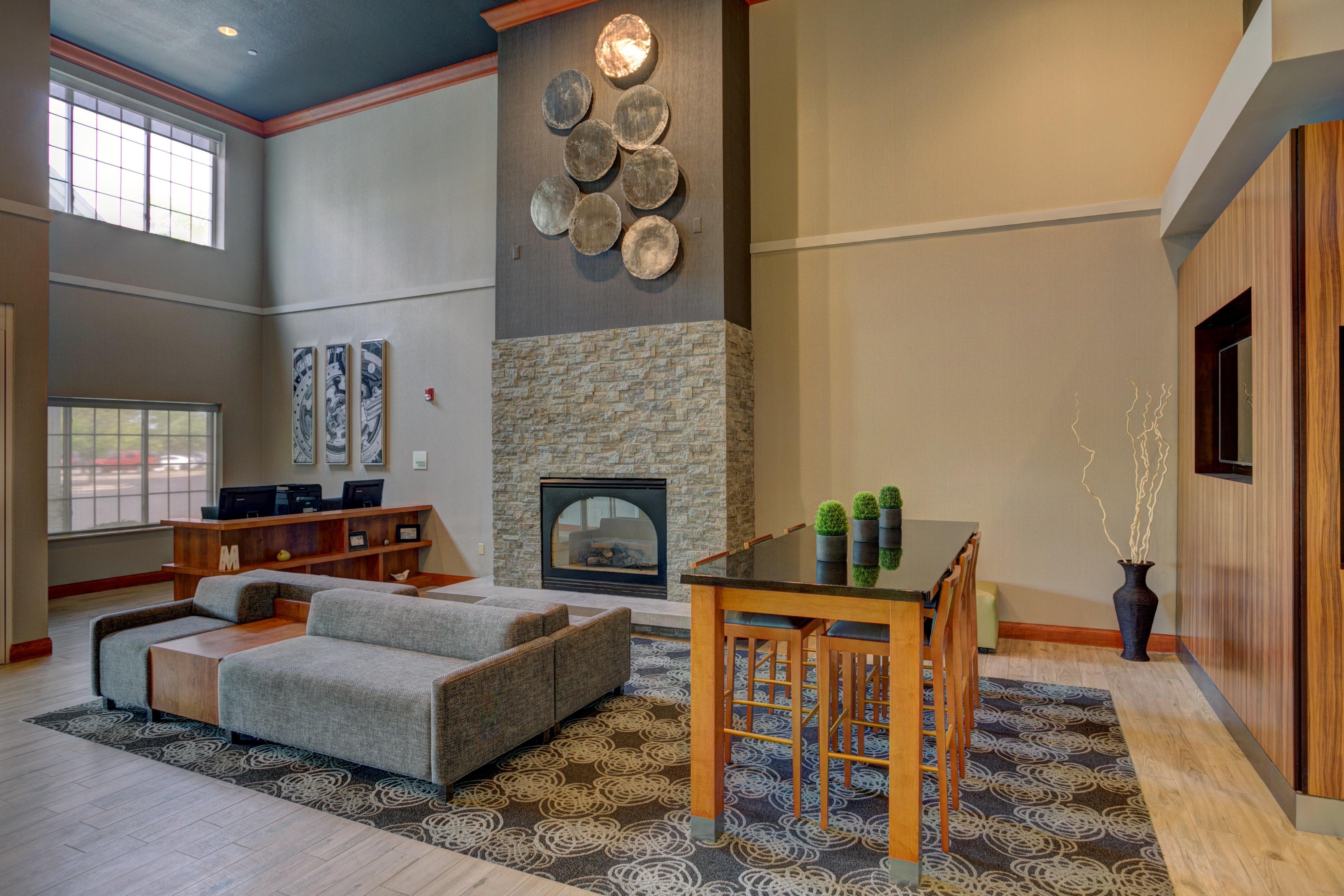 Holiday Inn Milwaukee Airport By Ihg Экстерьер фото